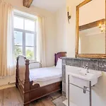 Cozy Comfort In Holiday home
